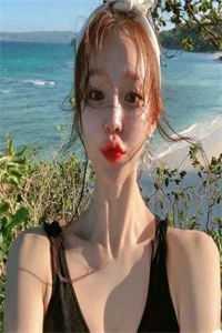 一天被退婚九次，她转身强娶疯王爷