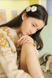 看见弹幕后，白月光公主她手撕剧本！