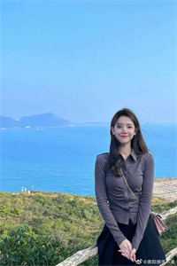 三个哥哥独宠义妹，我独美