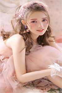 未婚妻爱上贫困生，上门找我退婚