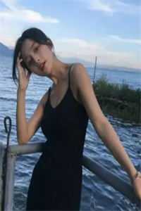 替妹妹受电刑五年后，全家逼我让出老公