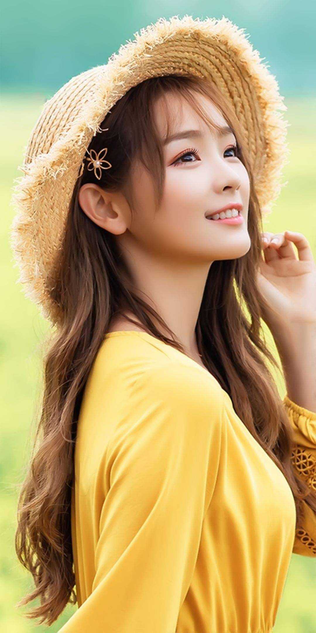 丈夫装穷害死女儿，却为白月光一掷千金