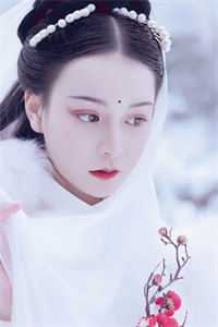 她断情改嫁后，薄情帝王悔不当初