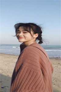 梨花落尽，再无白头