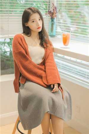 为逗新欢开心，老公让我和女儿当狗表演杂技