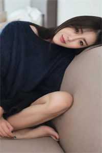 八零美人要独美，清冷教授夜夜难寐