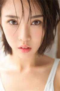 神女老婆，却在背地承欢作乐
