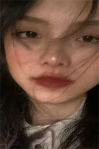 医生女友当众笑我舔狗后，我娶了真千金